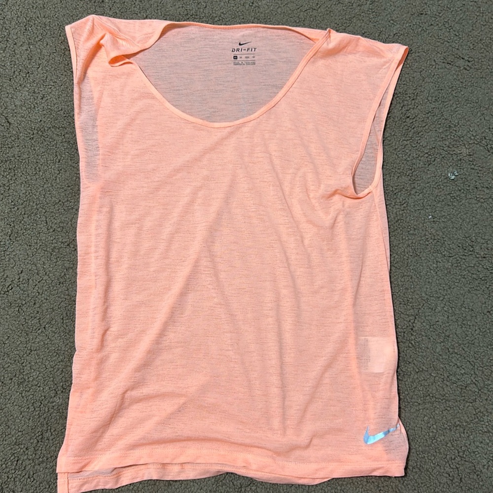 nike tank top!